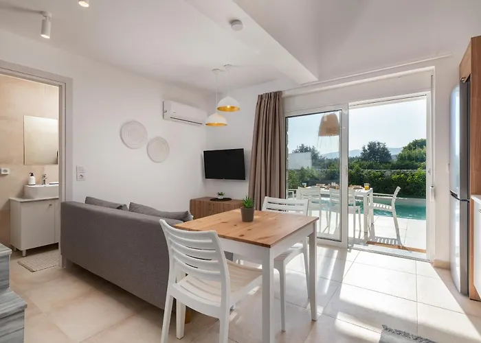 New Loft By Ossiano Pool Villas, Heating Pool,2 Min Drive To & 10 To Lindos Villa