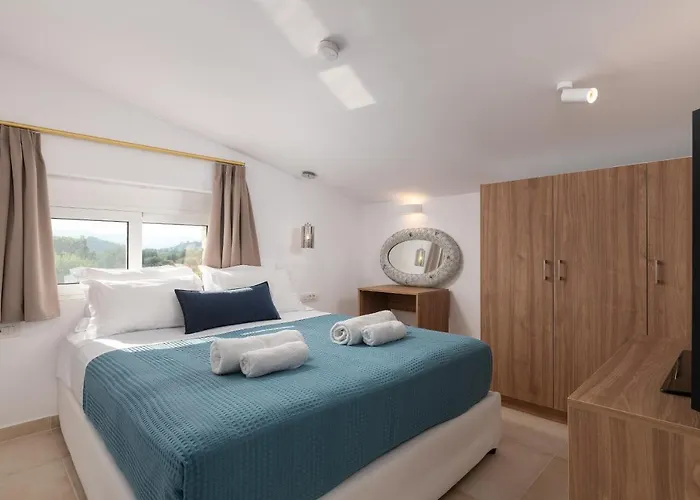 Villa New Loft By Ossiano Pool Villas, Heating Pool,2 Min Drive To & 10 To Lindos