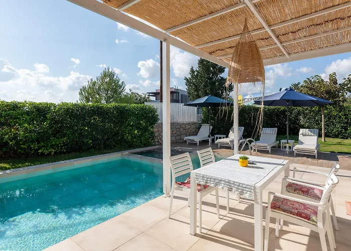 New Loft By Ossiano Pool Villas, Heating Pool,2 Min Drive To & 10 To Lindos * Haraki