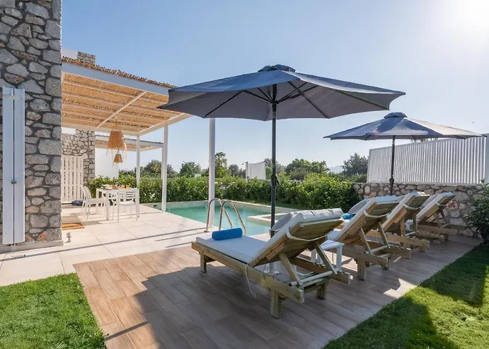 New Loft By Ossiano Pool Villas, Heating Pool,2 Min Drive To & 10 To Lindos Villa Haraki