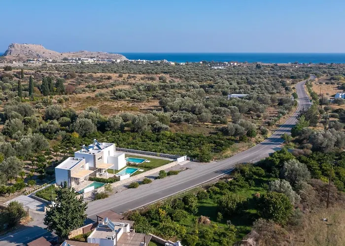 ヴィラ New Loft By Ossiano Pool Villas, Heating Pool,2 Min Drive To & 10 To Lindos ハラキ